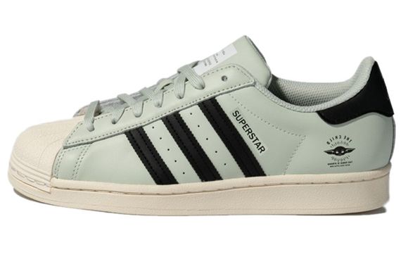 Star Wars x adidas originals Superstar &quot;The Child&quot;