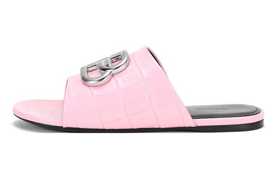 Balenciaga Oval