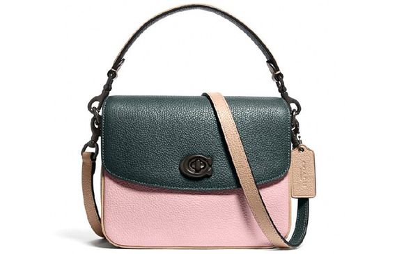 COACH Cassie 19 C