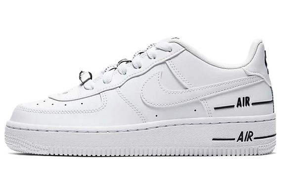 Nike Air Force 1 LV8 3