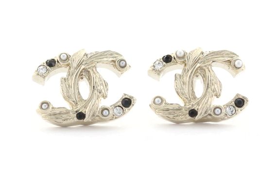 CHANEL c