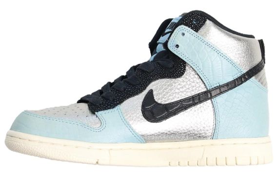 Nike Dunk High LX
