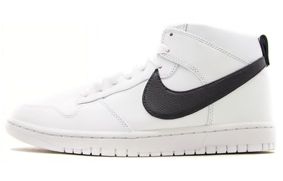Riccardo Tisci x Nike Dunk Lux Chukka