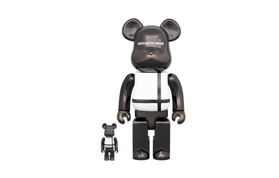 BE@RBRICK 400%100% MEDICOM TOY PLUS BLACK CHROME Ver. 7cm/28cm