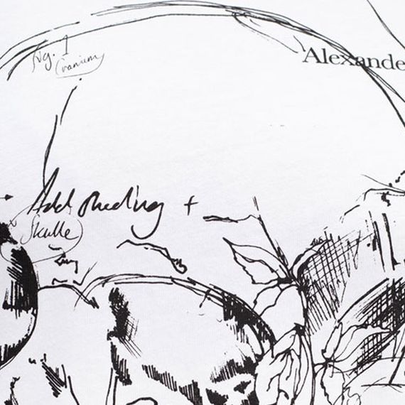 Alexander McQueen T