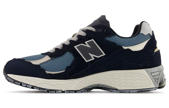 New Balance NB 2002R