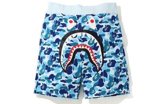 A BATHING APE