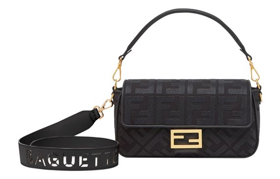 【23 】 FENDI Baguette FF