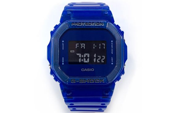 CASIO G-SHOCK DW-5600SB-2