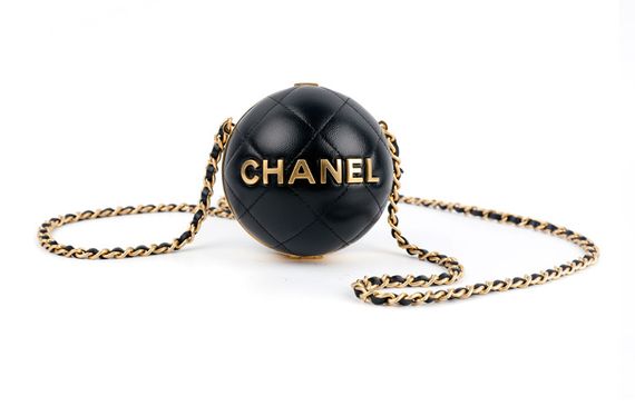 CHANEL 22A