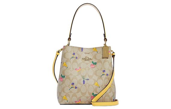COACH Town 22 /