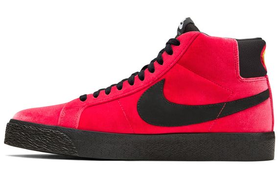 Mayumi Yamase x Nike Blazer &quot;Hell&quot;