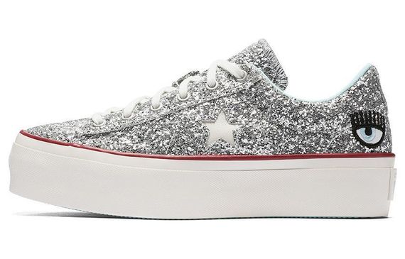 CHIARA FERRAGNI x Converse One Star