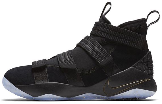 Nike zoom soldier 11 LeBron 11