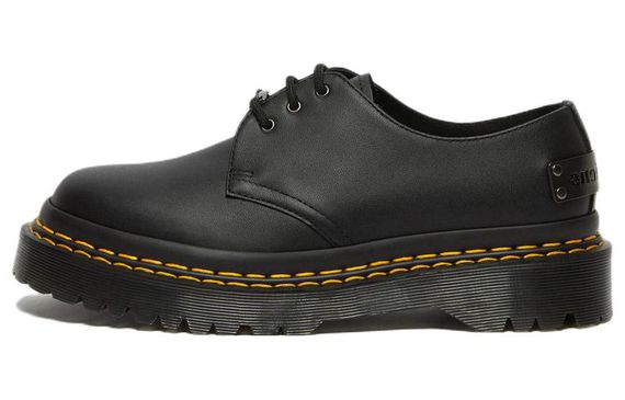 Dr.Martens