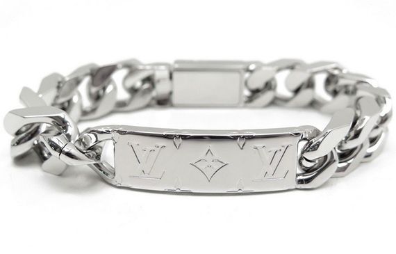 LOUIS VUITTON #
