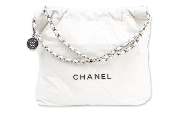 CHANEL 22Bag Tote