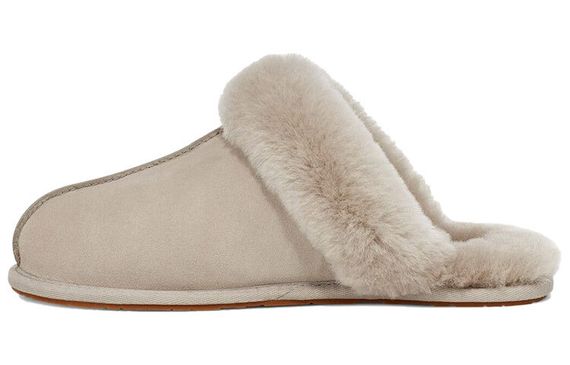 UGG Scuffettte II