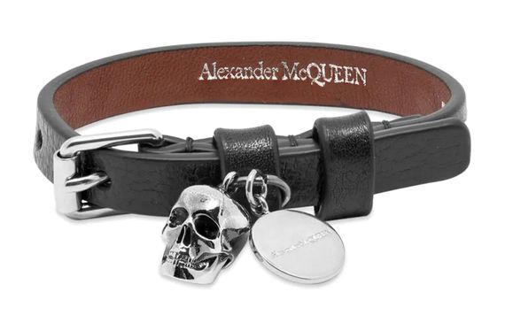 Alexander McQueen ·