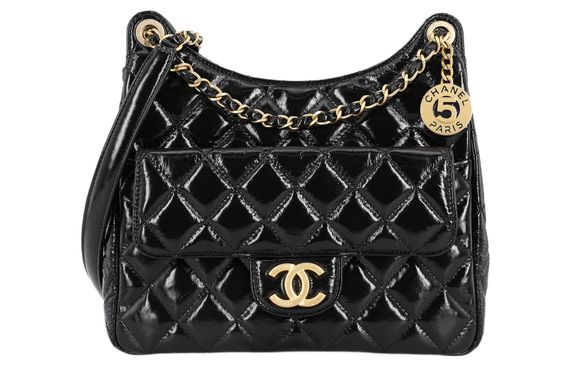 CHANEL 23B Hobo