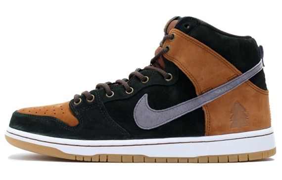 Nike Dunk SB Homegrown Ale Brown
