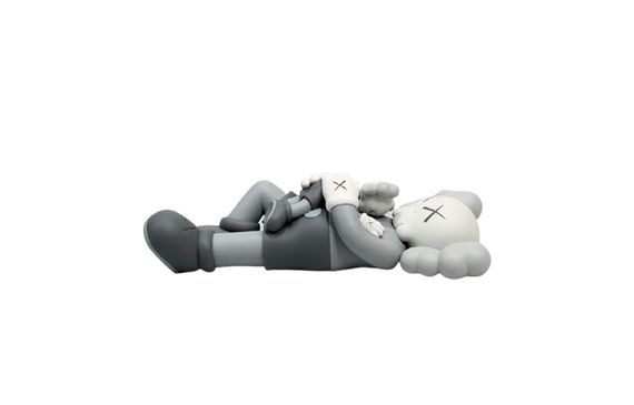 KAWS KAWS HOLIDAY SINGAPORE COMPANION 27cm