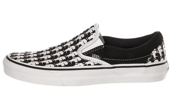 KARL LAGERFELD x Vans slip-on