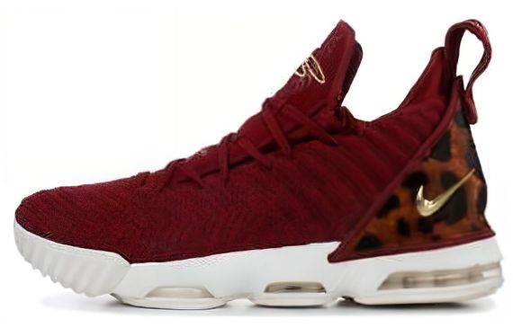Nike Lebron 16 King