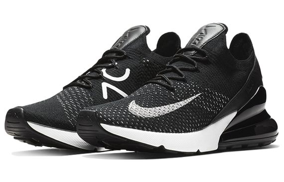Nike Air Max 270 Flyknit
