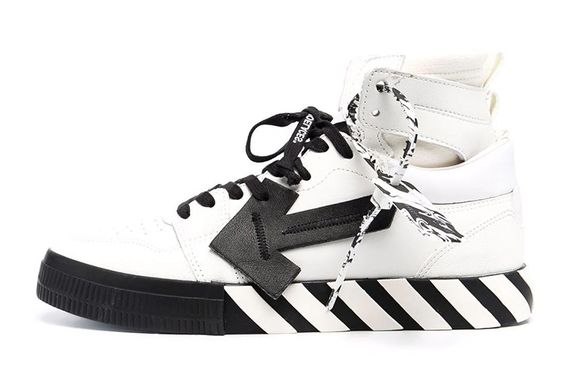 OFF-WHITE Off-Court