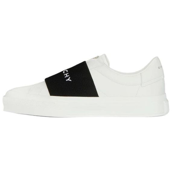 GIVENCHY