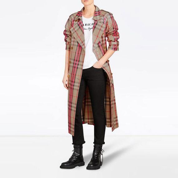 Burberry logo T