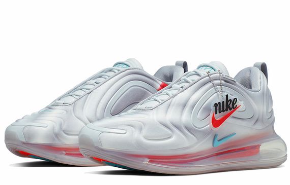 Nike Air Max 720 "Pride"