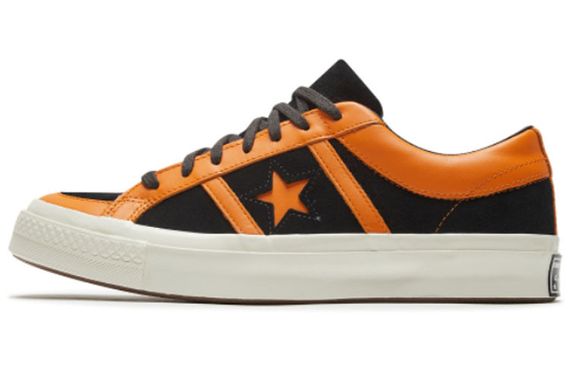 Converse One Star Academy
