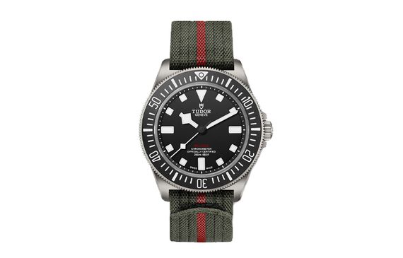 TUDOR 200 42mm M25717N-0001
