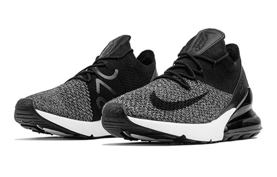 Nike Air Max 270 Flyknit