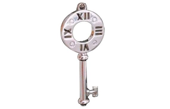 TIFFANY &amp; CO. Keys