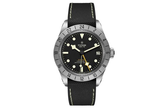 TUDOR 200 39mm