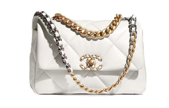 CHANEL 19Bag