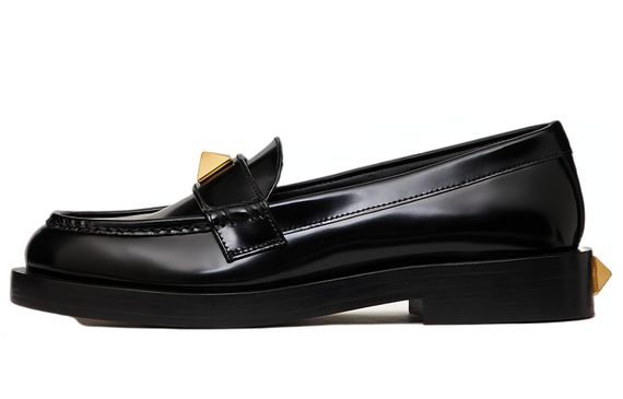 Valentino Roman Stud