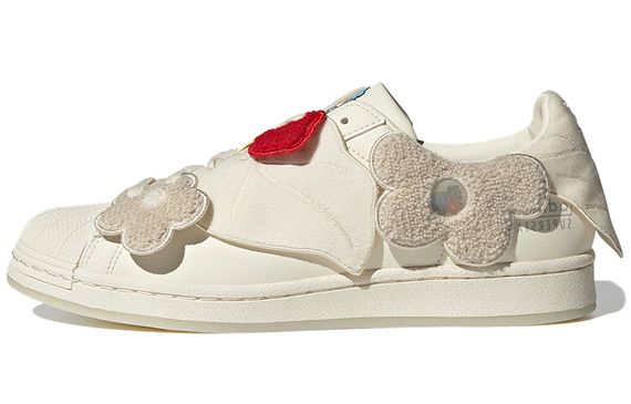 Melting sadness x adidas originals Superstar &quot;Bee With You&quot;
