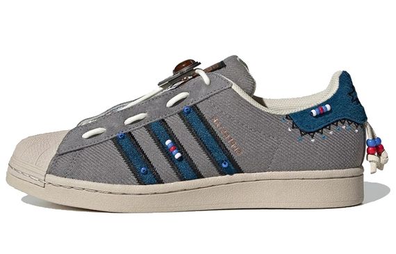 Adidas originals Superstar Laceless Street Folk
