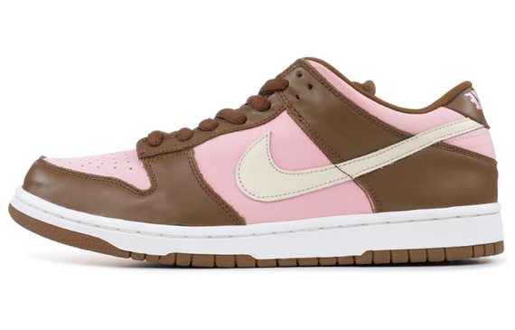 Nike Dunk SB Stussy Cherry