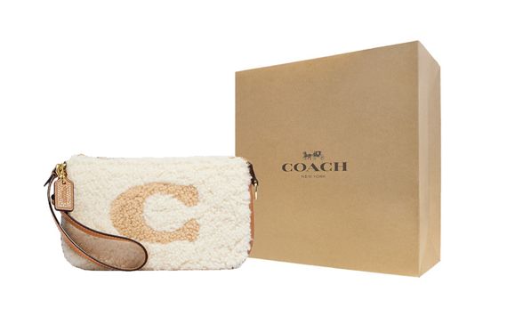 COACH Nolita 19 Logo C