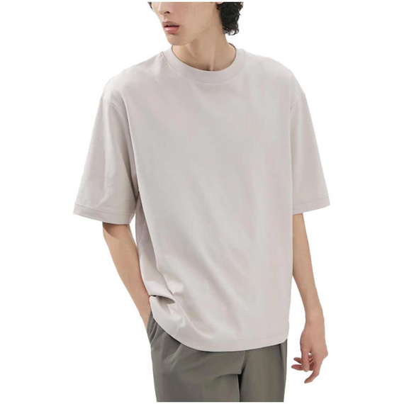 UNIQLO U T