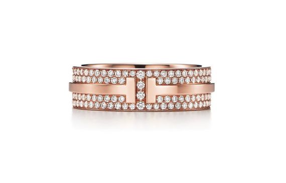TIFFANY &amp; CO. T