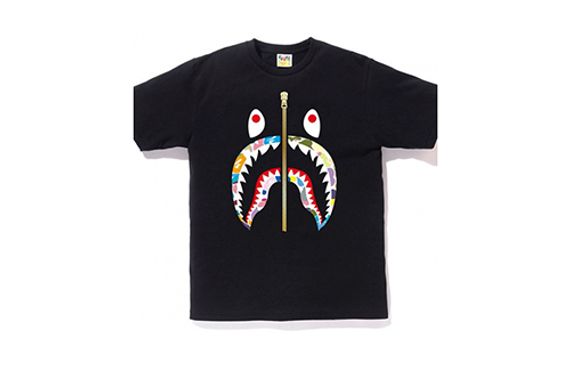 A BATHING APE T