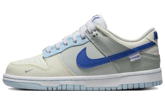 Nike Dunk Ivory Hyper Royal