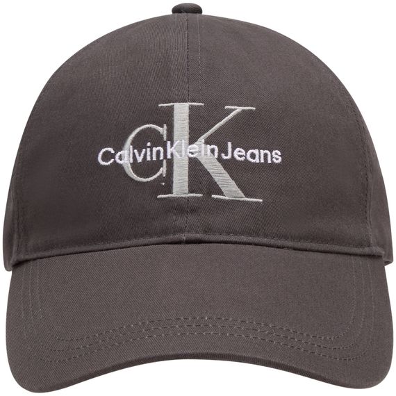 CALVIN KLEIN
