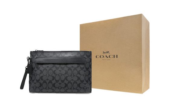 COACH Pouch 30 Logo